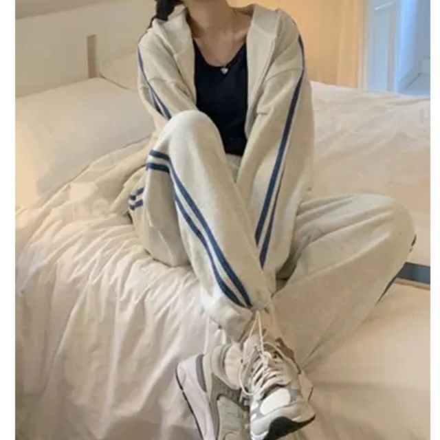 【レディース上下セット】スウェットパンツ ラインデザイン ストレートスウェット