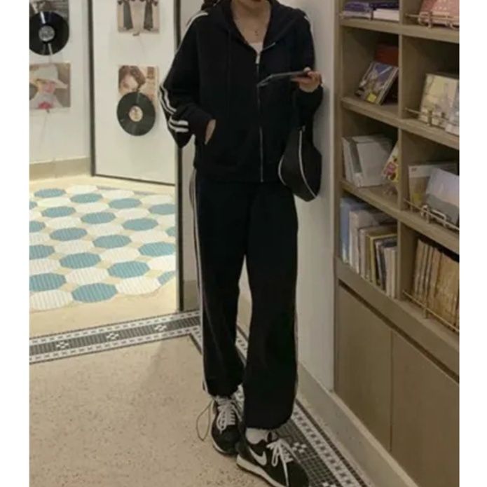 【レディース上下セット】スウェットパンツ ラインデザイン ストレートスウェット