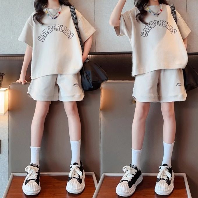 【キッズ上下セット】スウェットパンツ ジュニア向けロゴ入りセットアップ