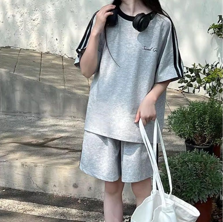 【キッズ上下セット】スウェットパンツ ゆったりライン入り上下セットショート