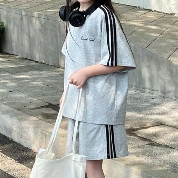 【キッズ上下セット】スウェットパンツ ゆったりライン入り上下セットショート