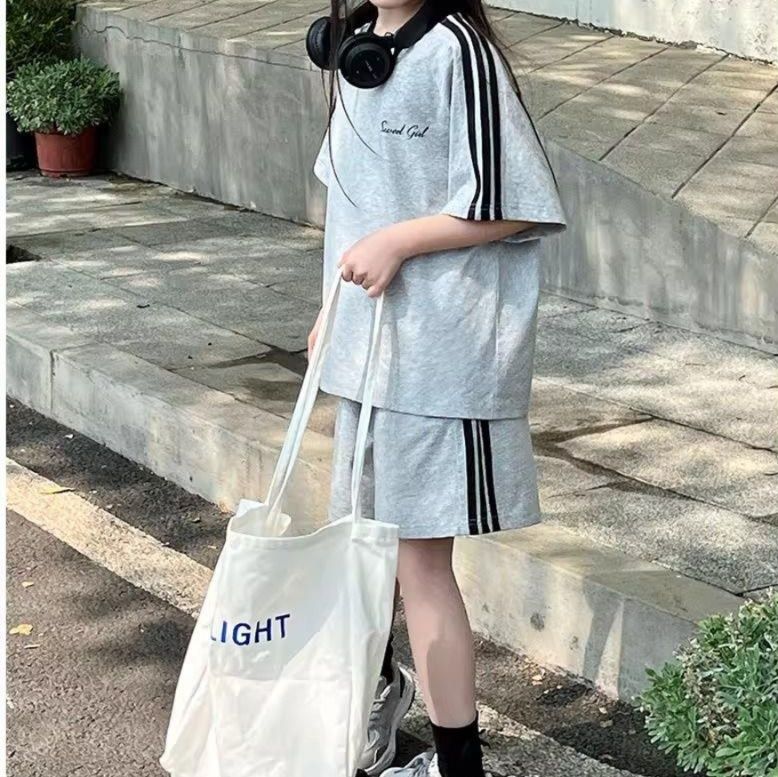 【キッズ上下セット】スウェットパンツ ゆったりライン入り上下セットショート