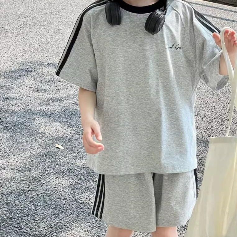 【キッズ上下セット】スウェットパンツ ゆったりライン入り上下セットショート