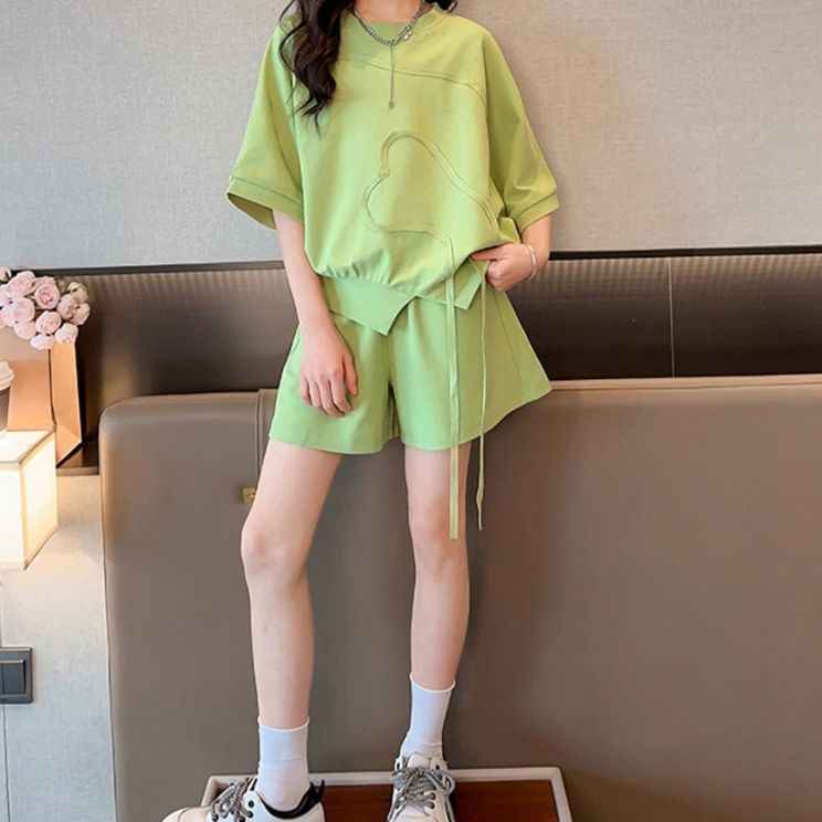 【キッズ上下セット】スウェットパンツ ゆったりシルエット半袖セットアップ
