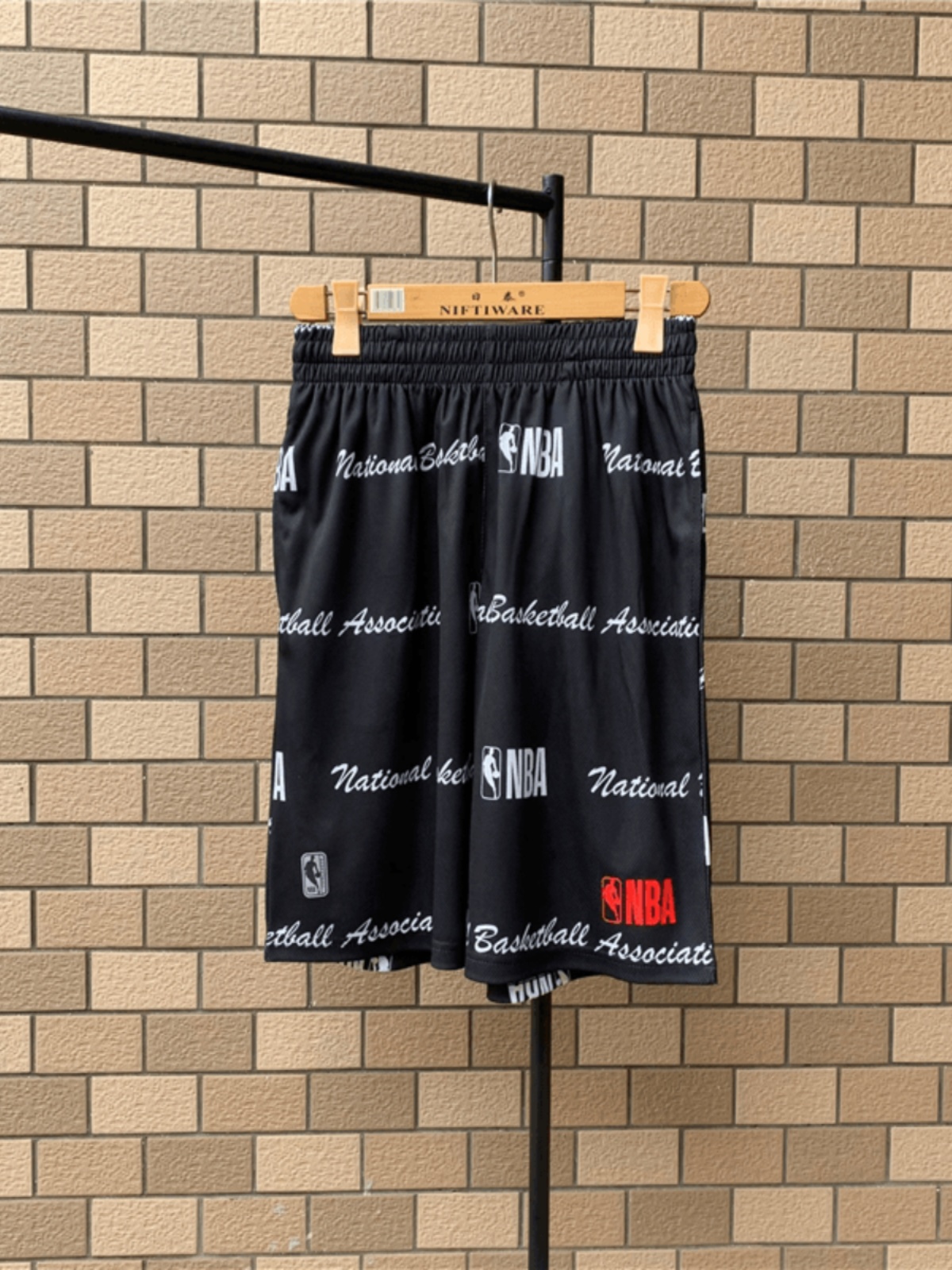 【メンズ】スウェットパンツ バスケロゴ総柄ショートパンツ