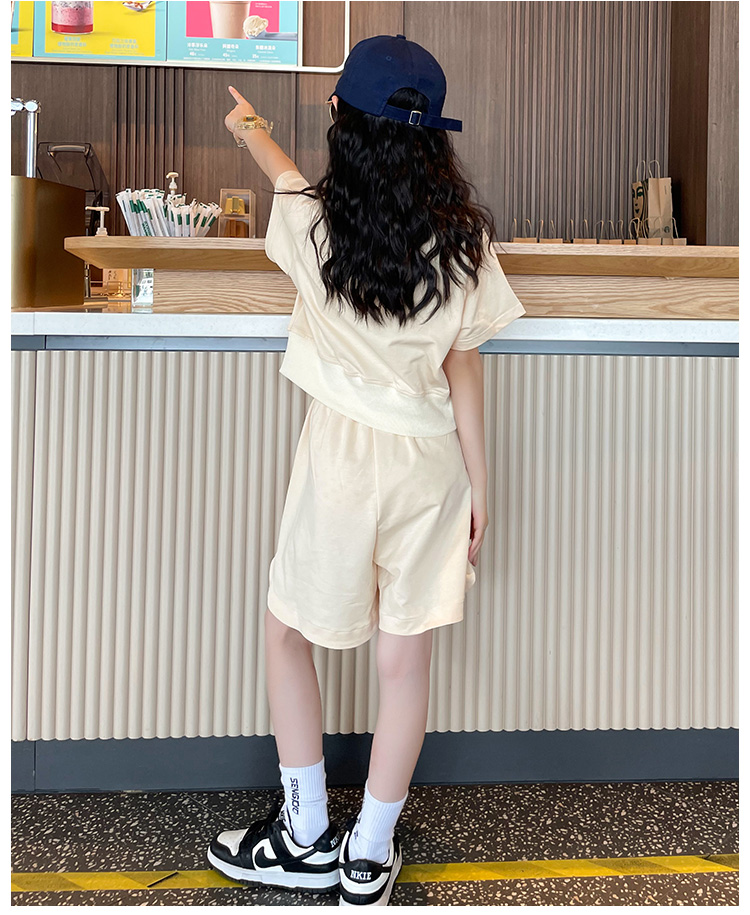 【キッズ上下セット】スウェットパンツ ハートモチーフショートパンツセット