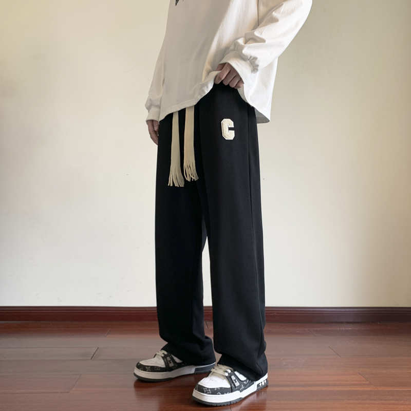 ゆったりシルエット ストレートスウェットパンツ