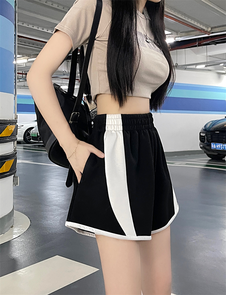 https://fulmo-img-server.com/swecolle/ac03c7a3-ba56-4d42-bb08-c68fb8ca7ad9.jpg