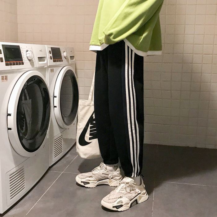 サイドラインワイドスウェットパンツ