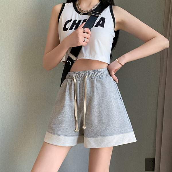 【レディース】ハイウエストゆったりショートスウェットパンツ