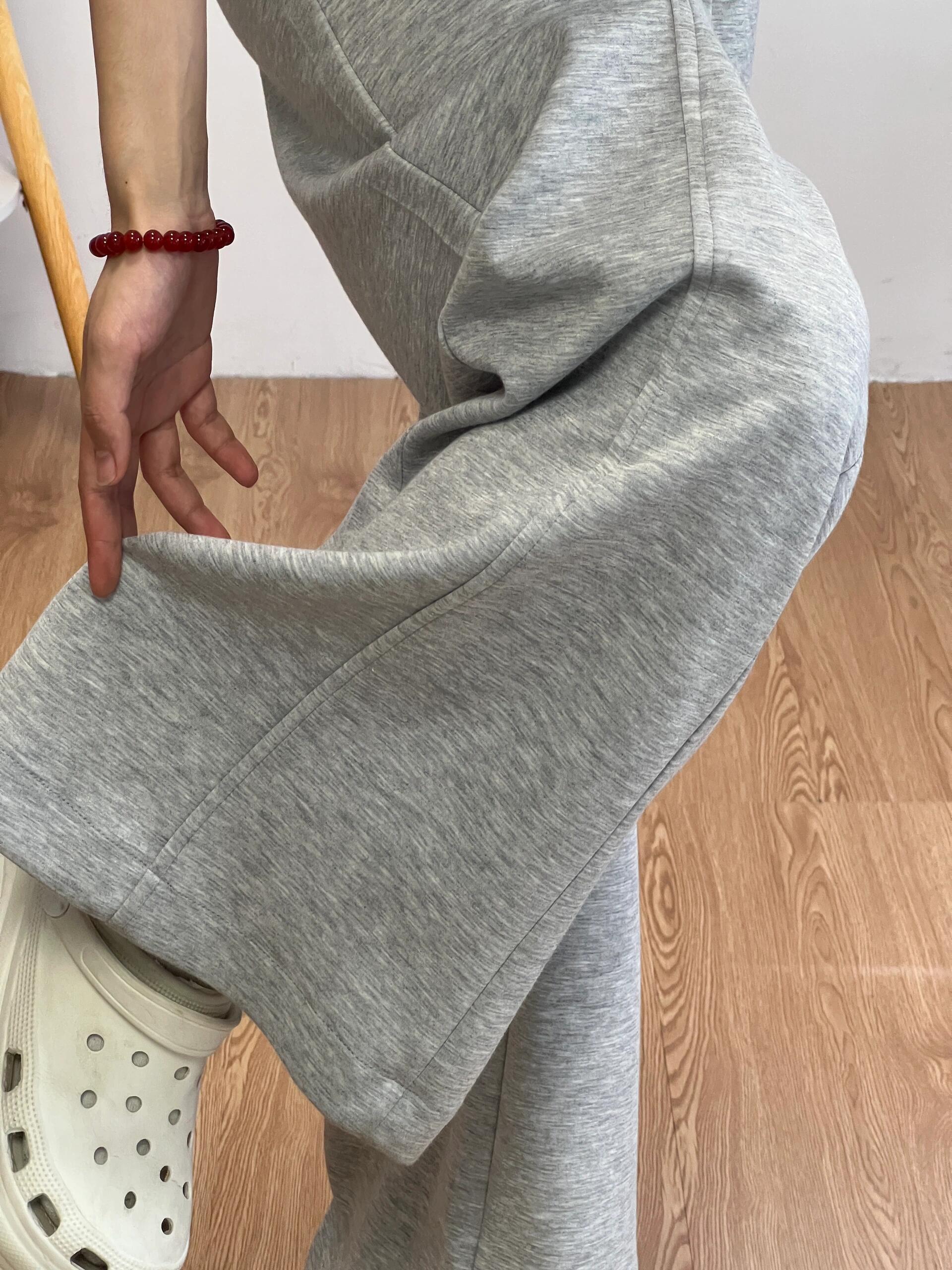 【レディース】スウェットパンツ ゆったりフレアスウェットパンツ