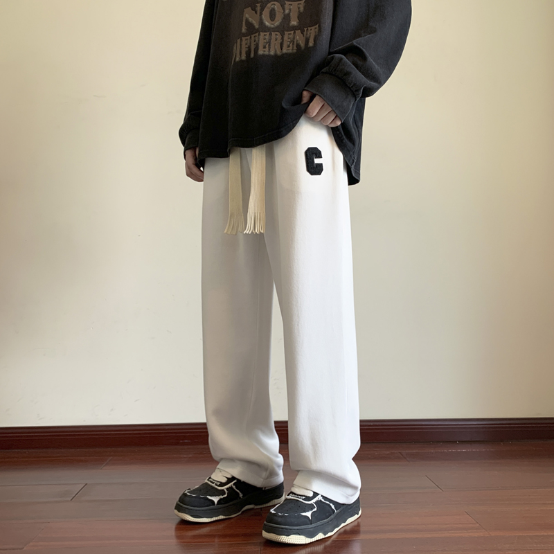 ゆったりシルエット ストレートスウェットパンツ