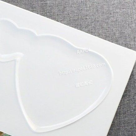 ランチョンマット ハート型仕切り付き子ども用長方形プレート