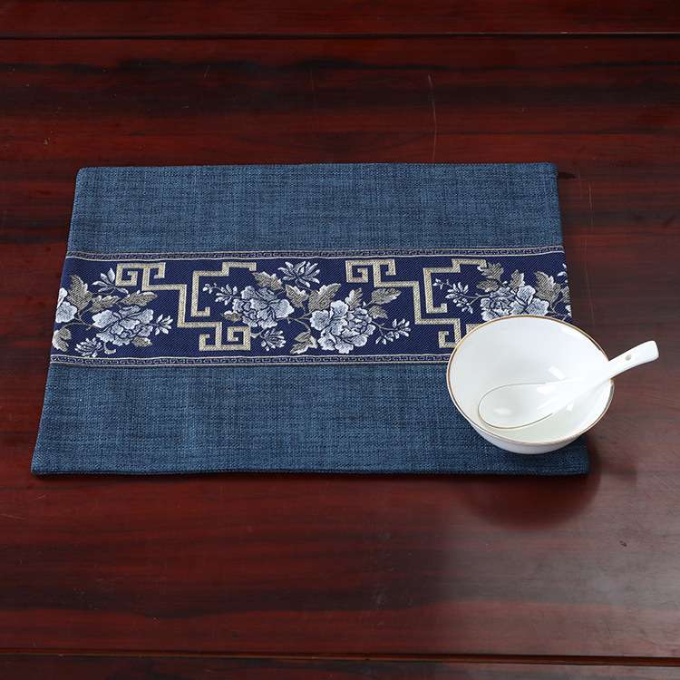 和洋折衷花柄刺繍ランチョンマット