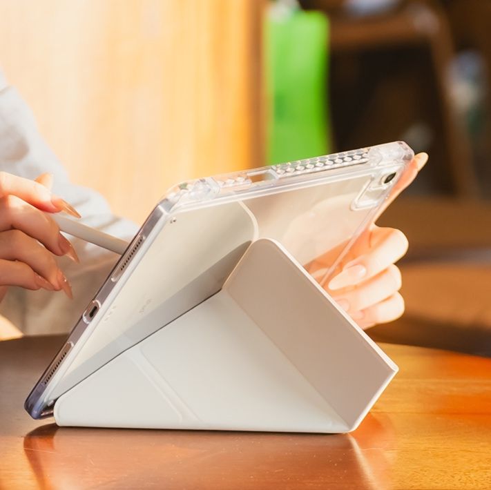 ipadカバー 夢見るくま 透明保護カバー