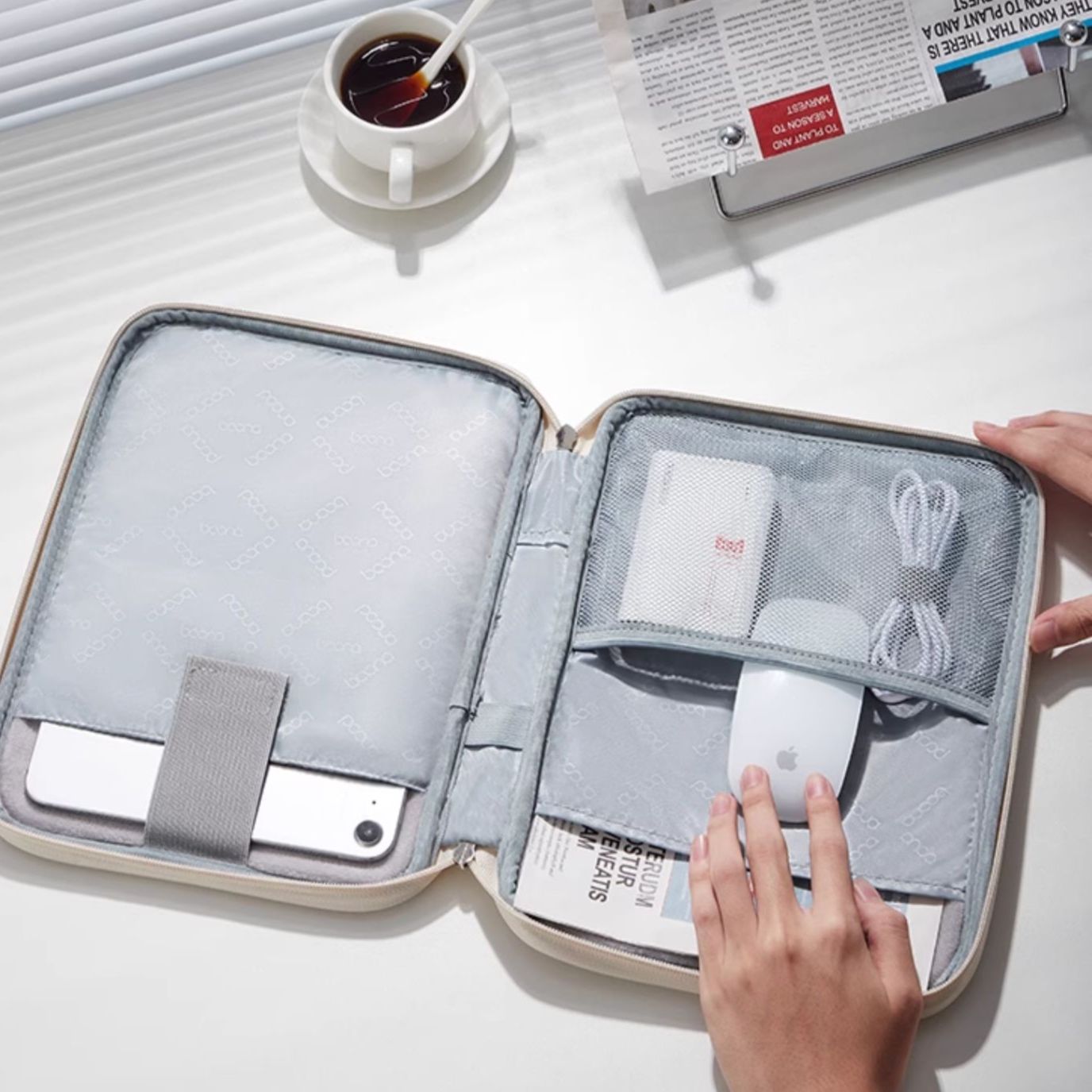 ipadカバー 携帯便利な上質感ハンドル付き保護ケース