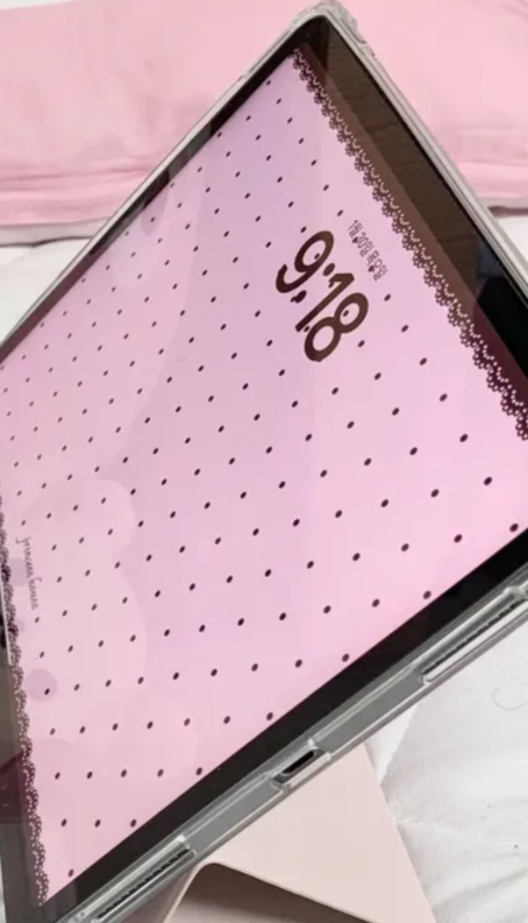 ipadカバー 水玉レースのスイーツ風保護ケース