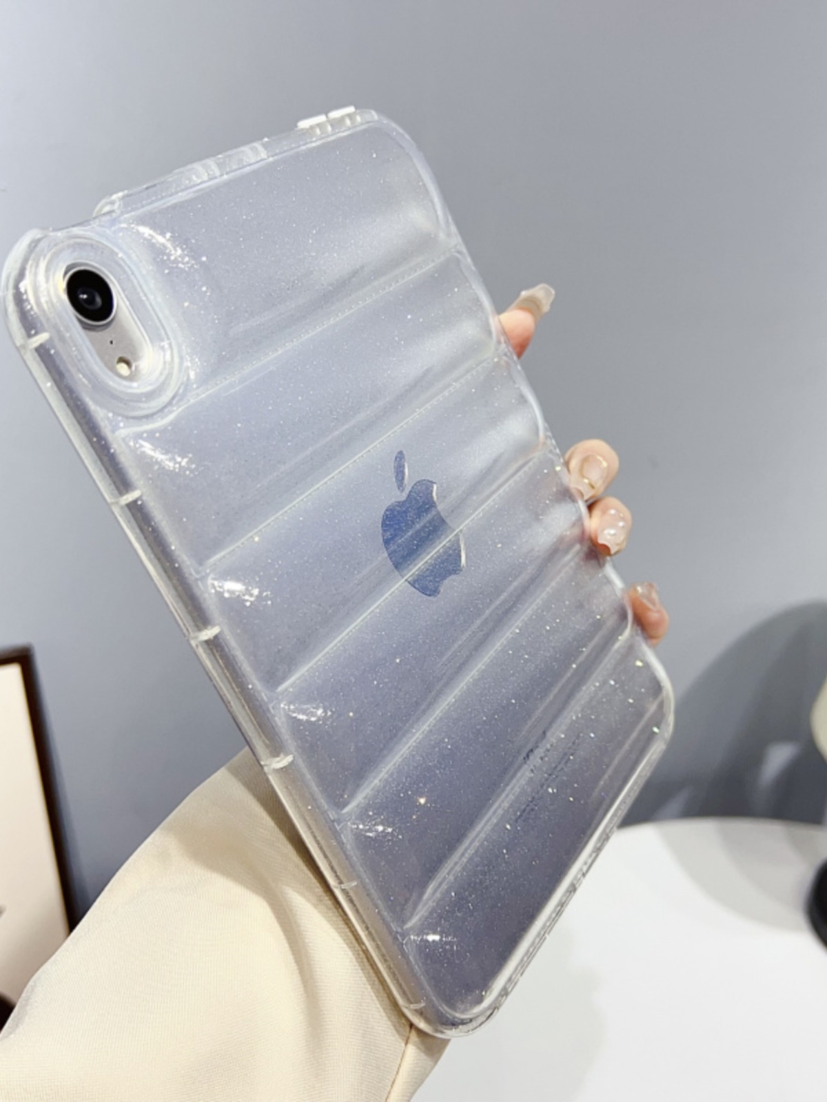 ipadカバー 透明ウェーブデザイン保護カバー