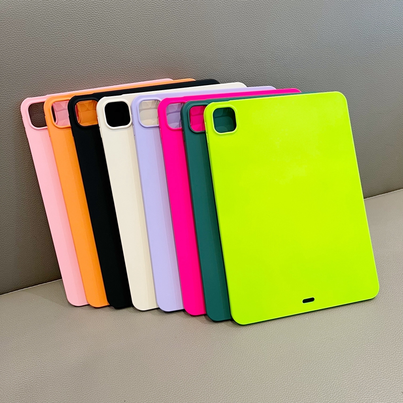 ipadカバー なめらか質感 スリム保護カバー
