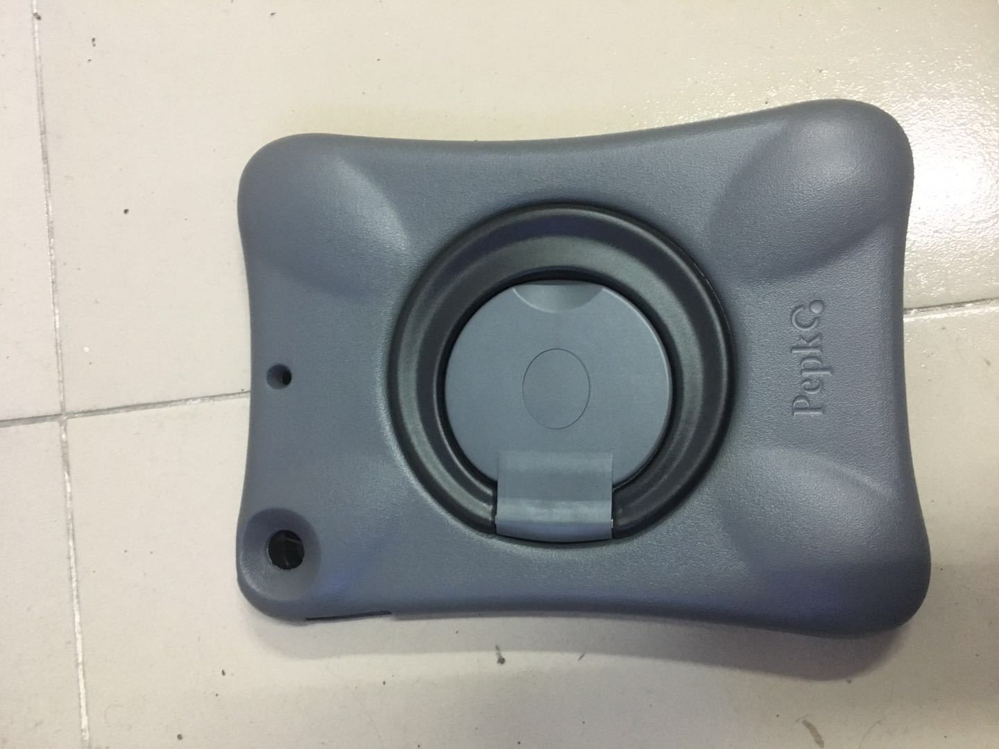 https://fulmo-img-server.com/tabletshield/ccbe7ba7-d6a3-4bb1-9d4d-6037d3612314.jpg