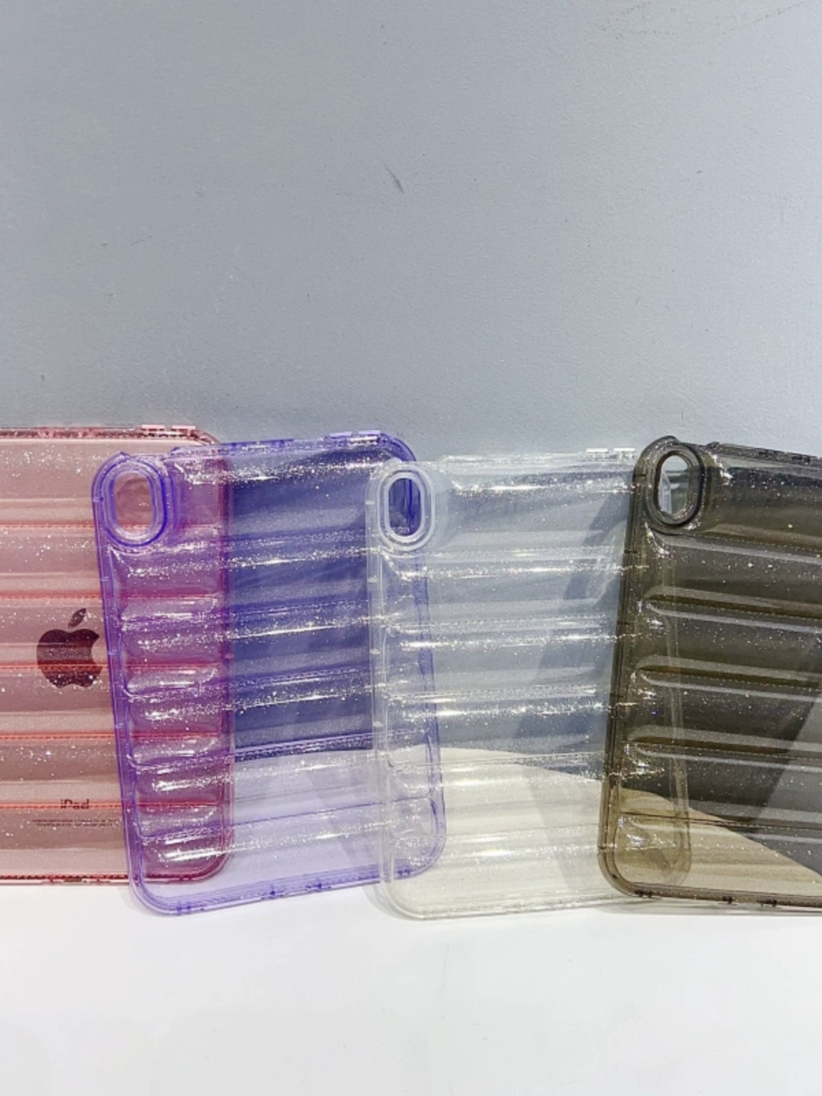 ipadカバー 透明ウェーブデザイン保護カバー