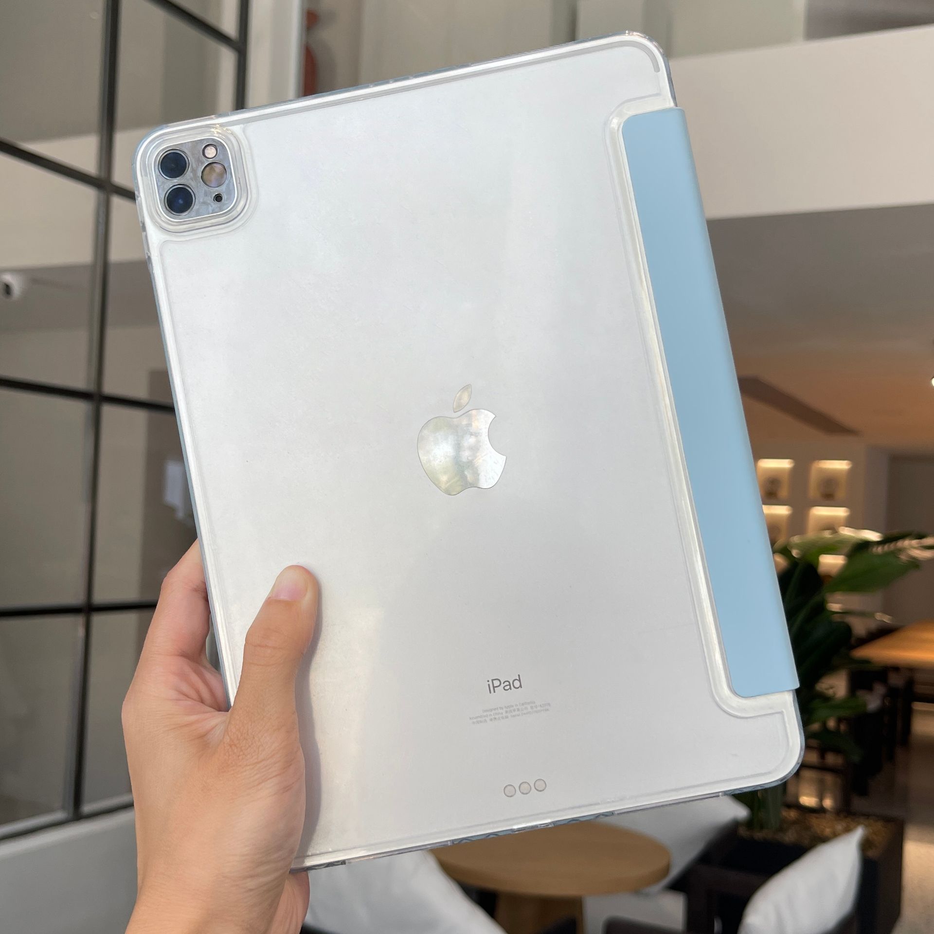 タブレットケース タブレットケース 透明感溢れる極薄スマート保護ケース