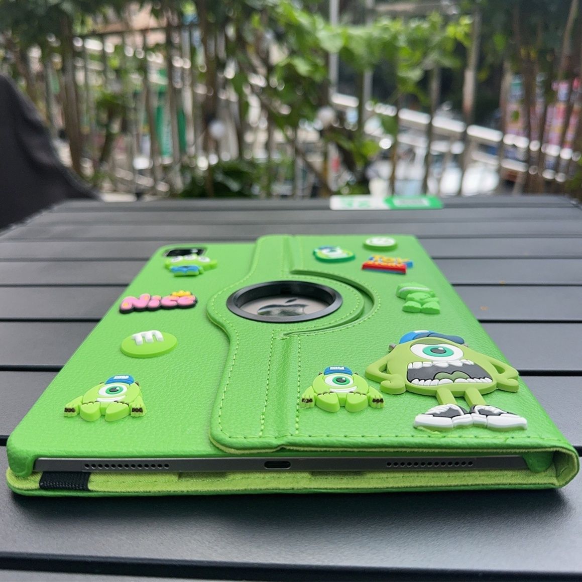 タブレットケース 立体装飾付き回転式キャラクターケース