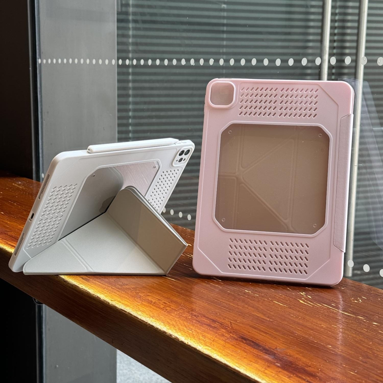 タブレットケース 多角形スタンド式 通気性抜群タブレットケース