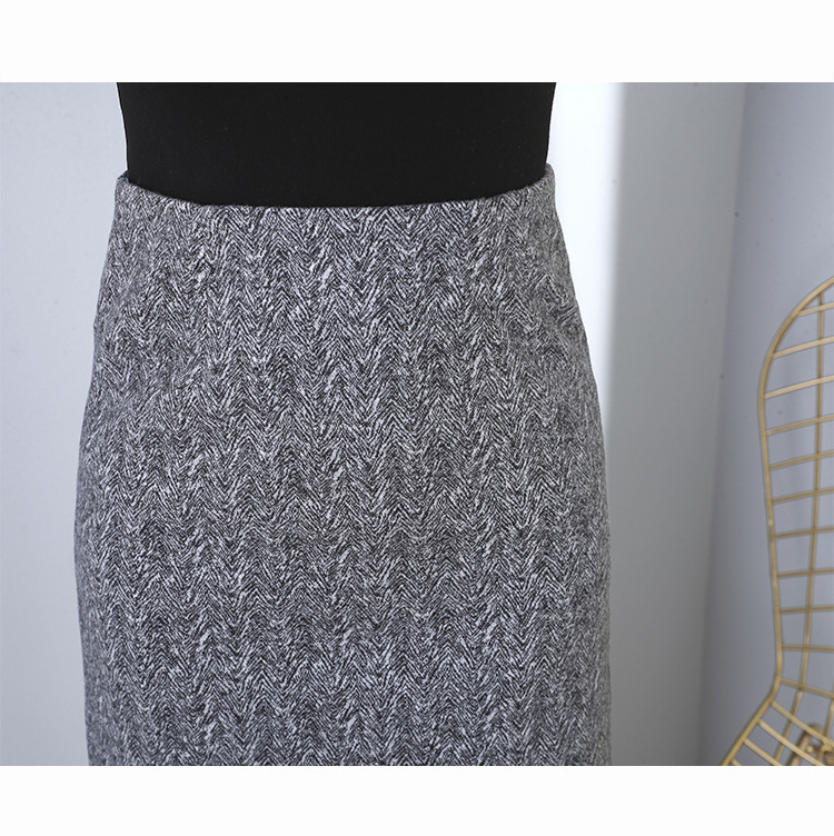 タイトスカート ヘリンボーン柄サイドスリット入りニットスカート