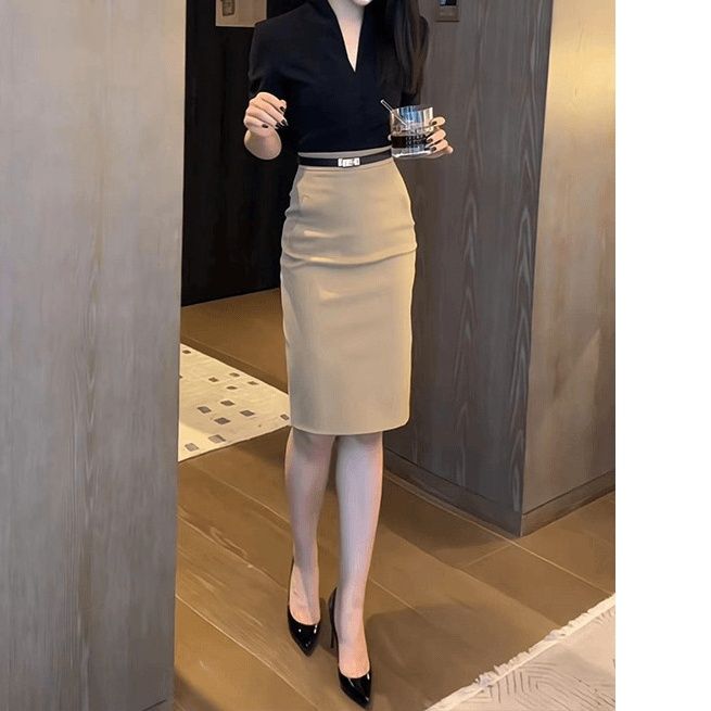 タイトスカート 大人の女性のための上品な無地タイトスカート