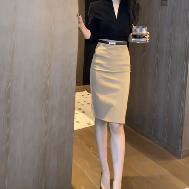 タイトスカート 大人の女性のための上品な無地タイトスカート