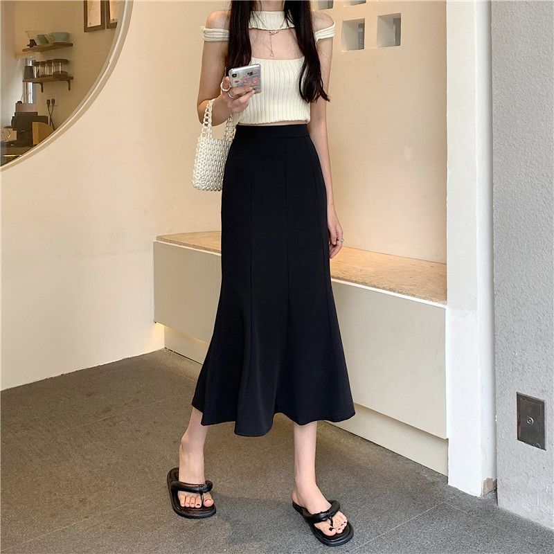 タイトスカート 裾広がりマーメイド風タイトスカート