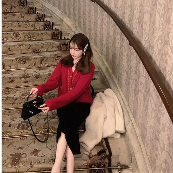 タイトスカート 大人の上品さ漂うボディラインタイトスカート