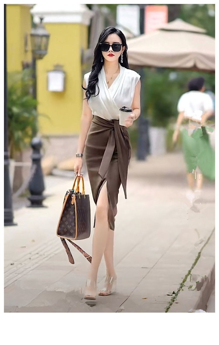 タイトスカート サイドリボン付きスリット入りタイトスカート