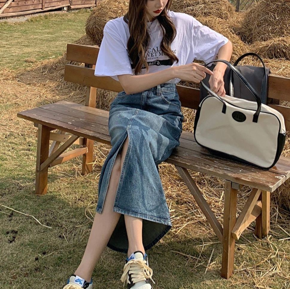 タイトスカート 前スリット入りデニムタイトスカート