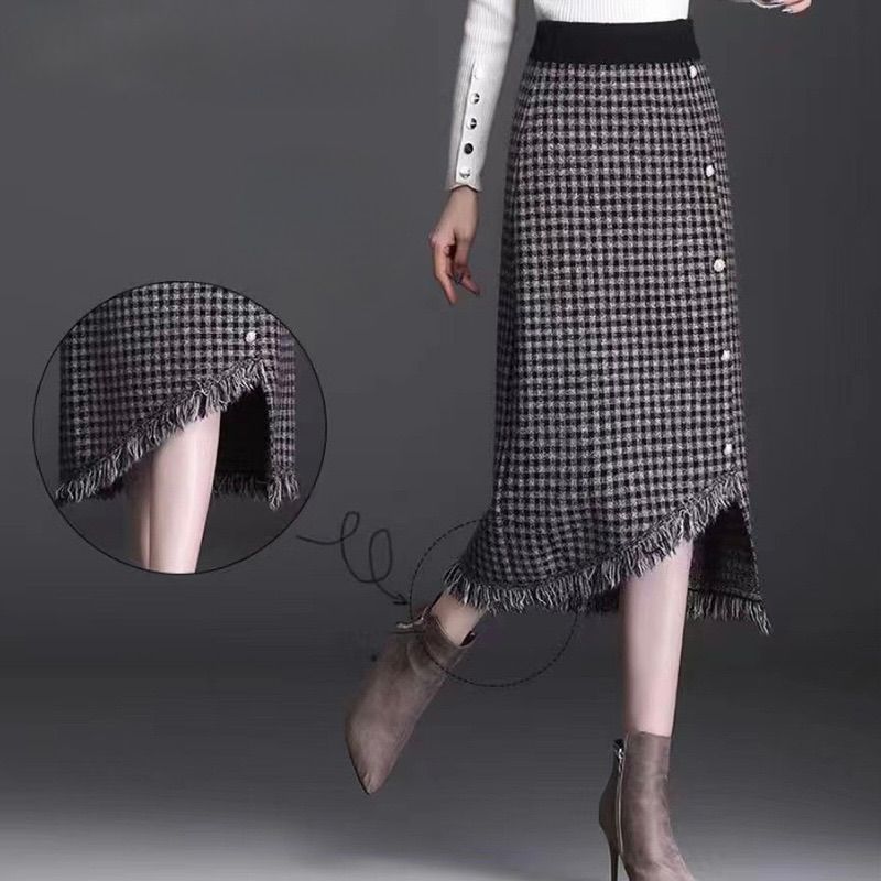 タイトスカート フリンジ裾金属ボタンタイトスカート