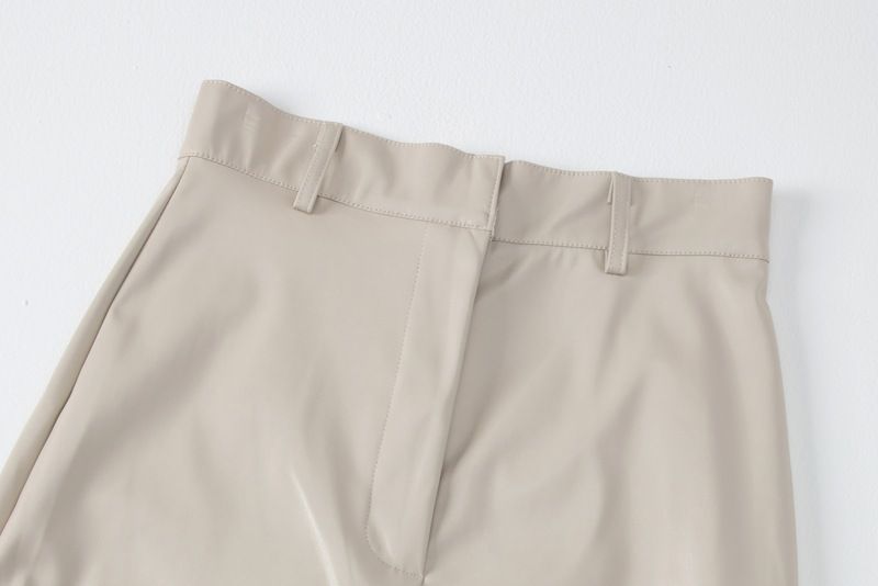 タイトスカート フロントスリット入りレザー調タイトマキシスカート