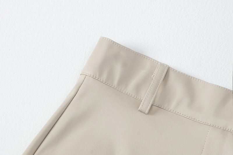 タイトスカート フロントスリット入りレザー調タイトマキシスカート