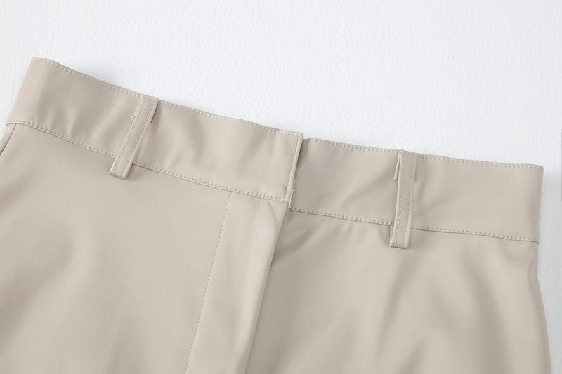 タイトスカート フロントスリット入りレザー調タイトマキシスカート