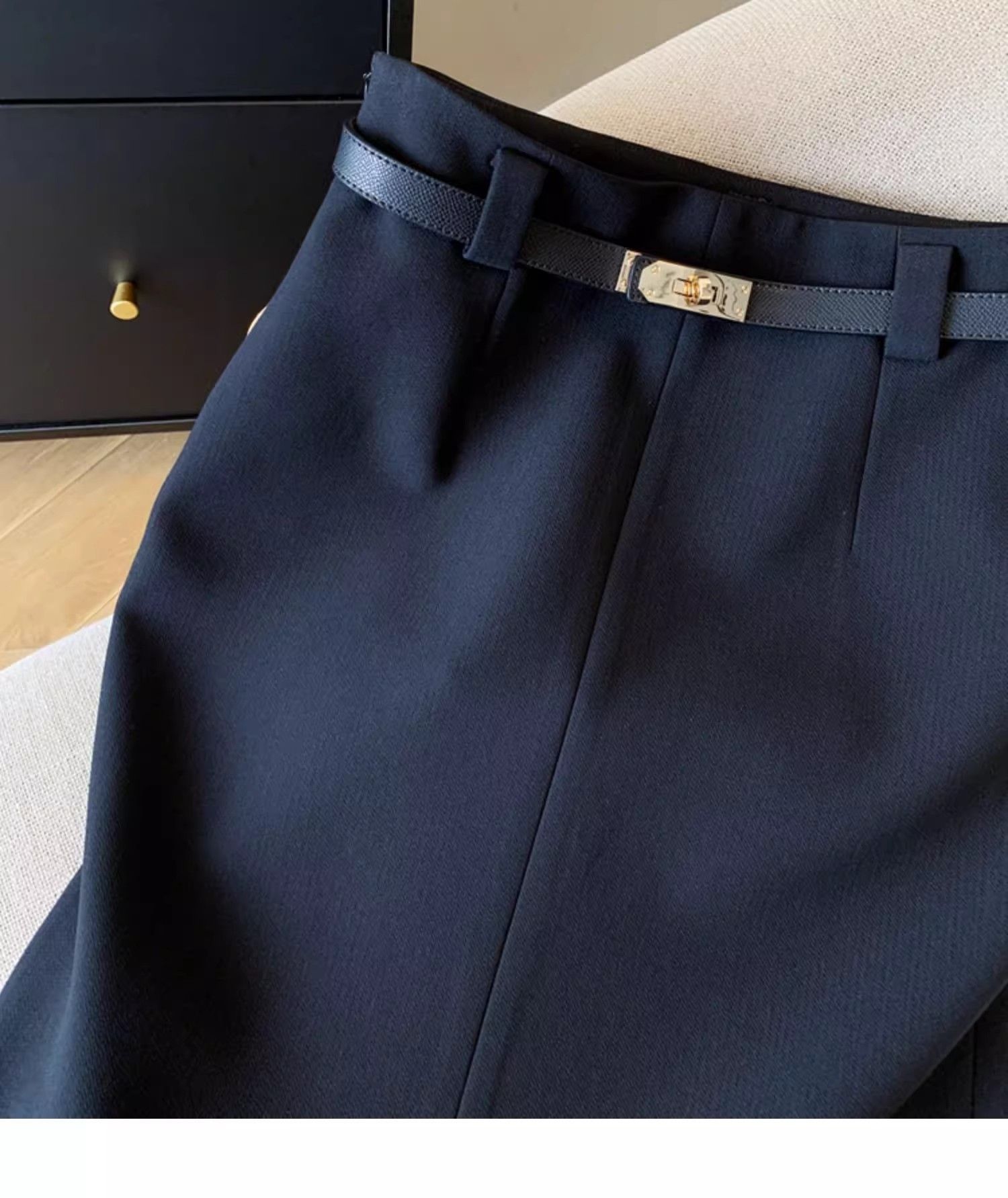 タイトスカート 金具ベルト付きラップ風前スリットタイトスカート