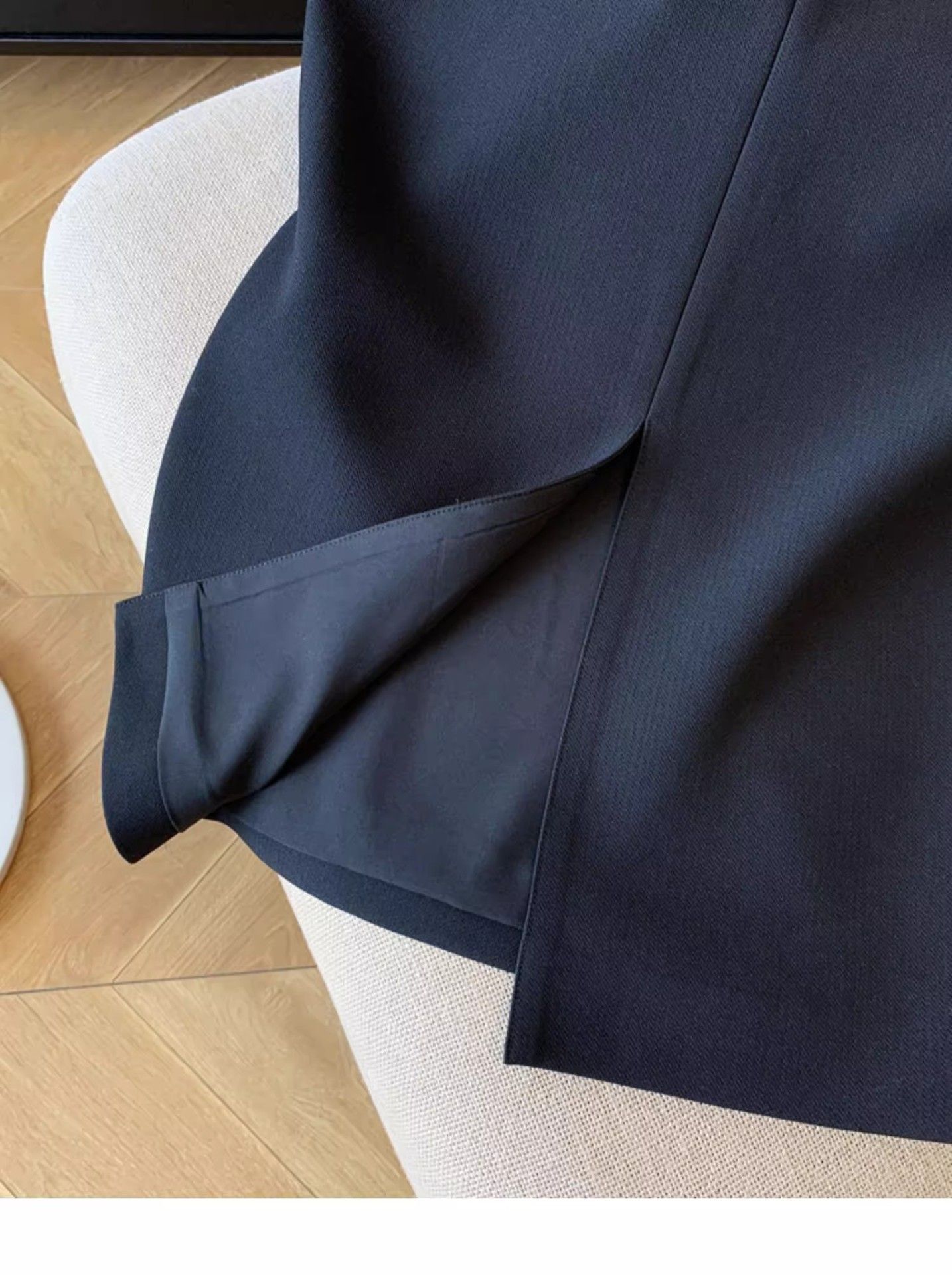 タイトスカート 金具ベルト付きラップ風前スリットタイトスカート