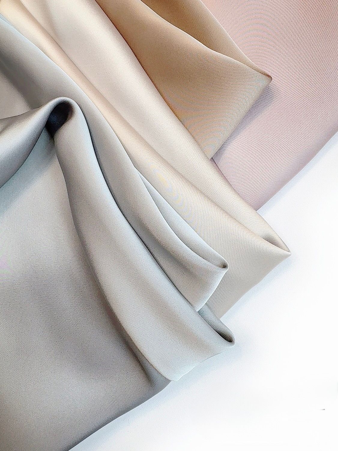 タイトスカート 光沢サテン素材タイトマキシスカート