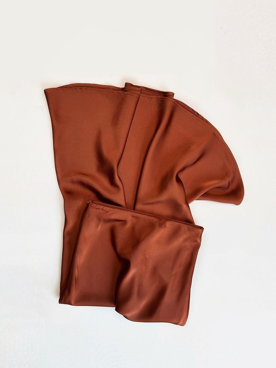 タイトスカート 光沢サテン素材タイトマキシスカート