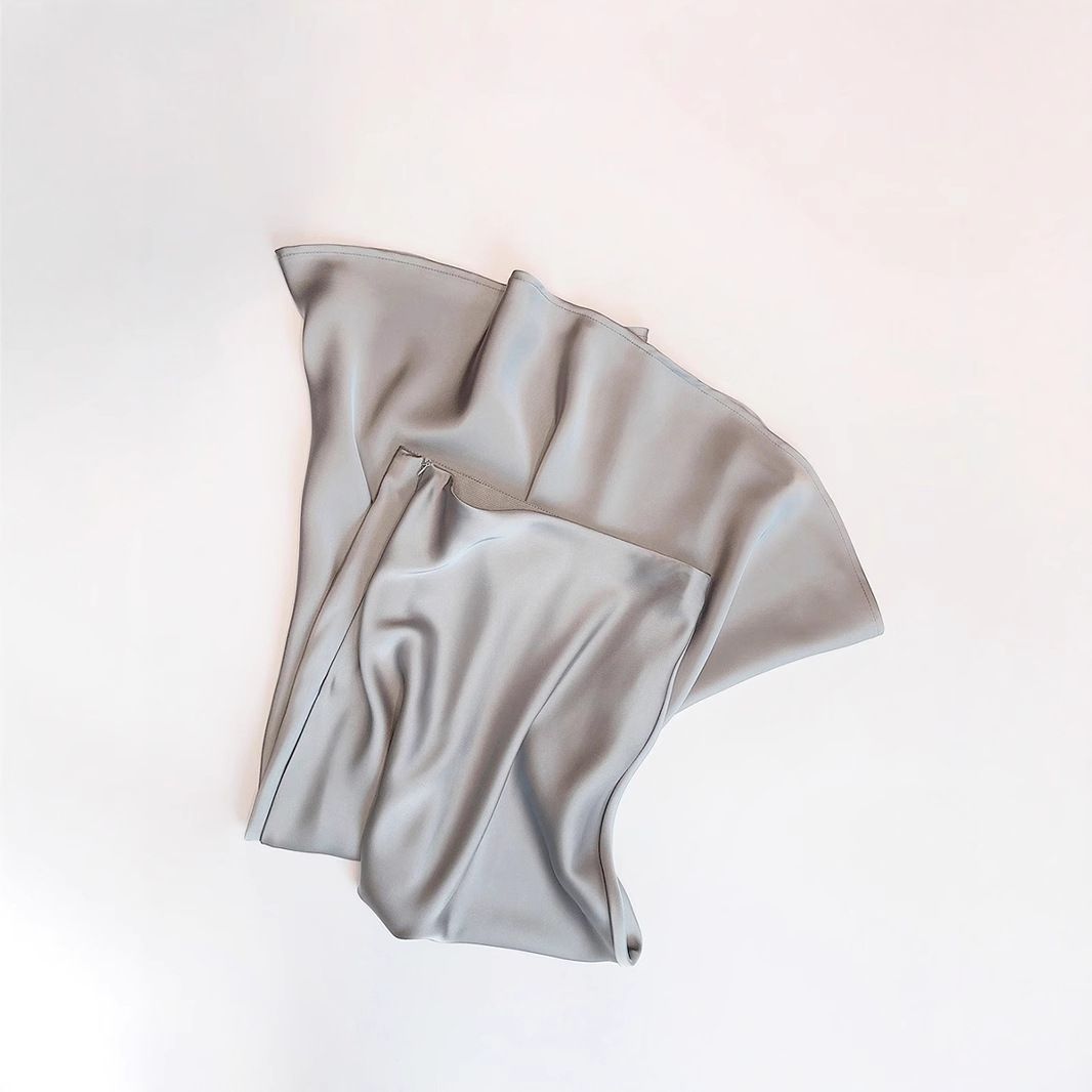 タイトスカート 光沢サテン素材タイトマキシスカート