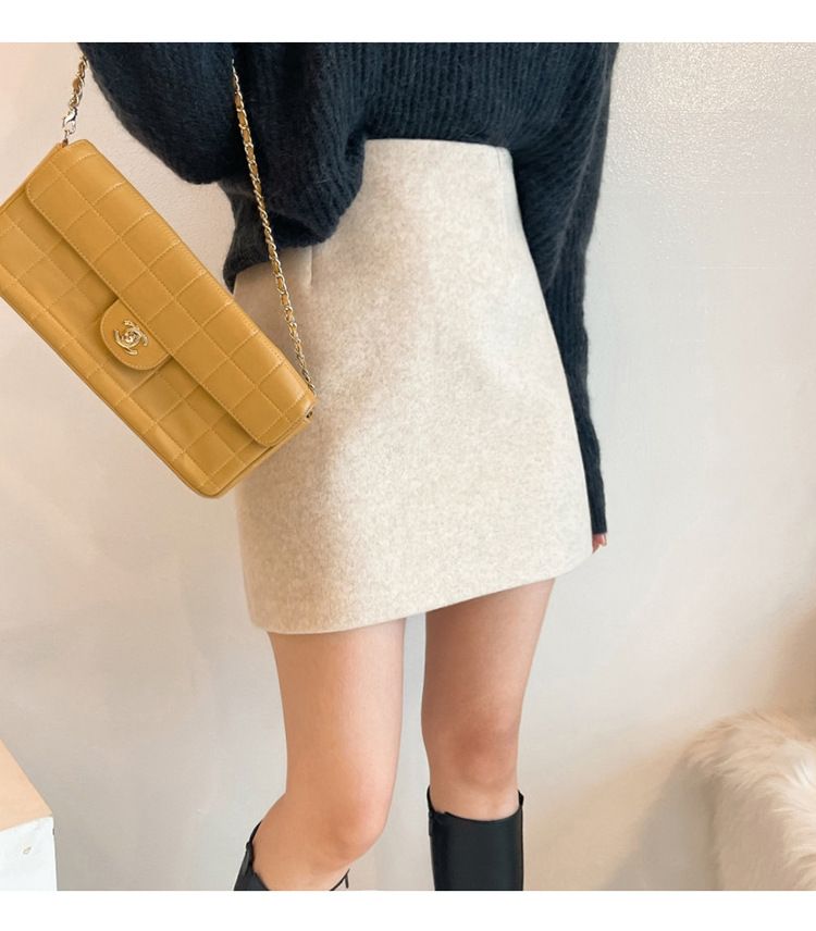 タイトスカート ウール混紡素材のシンプルミニ丈タイトスカート