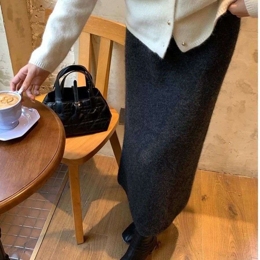 タイトスカート リブニット素材のロングタイトスカート