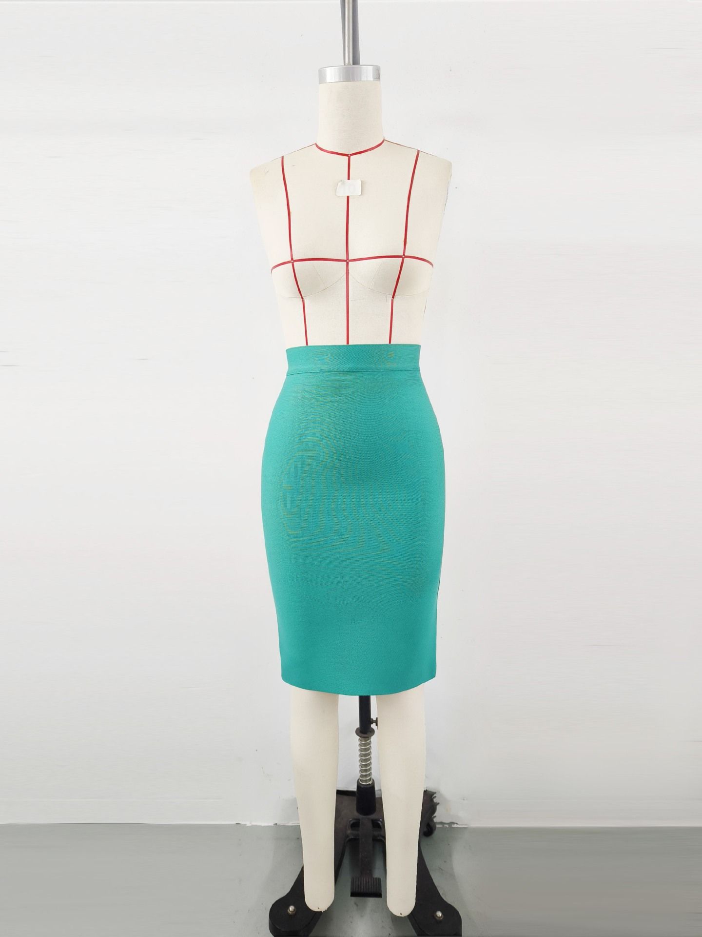 タイトスカート 美脚見せストレッチ素材のひざ下丈タイトスカート