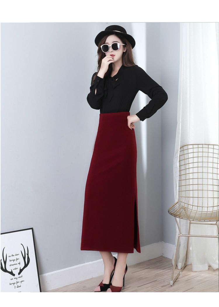 サイドスリット入りハイウエストタイトスカート