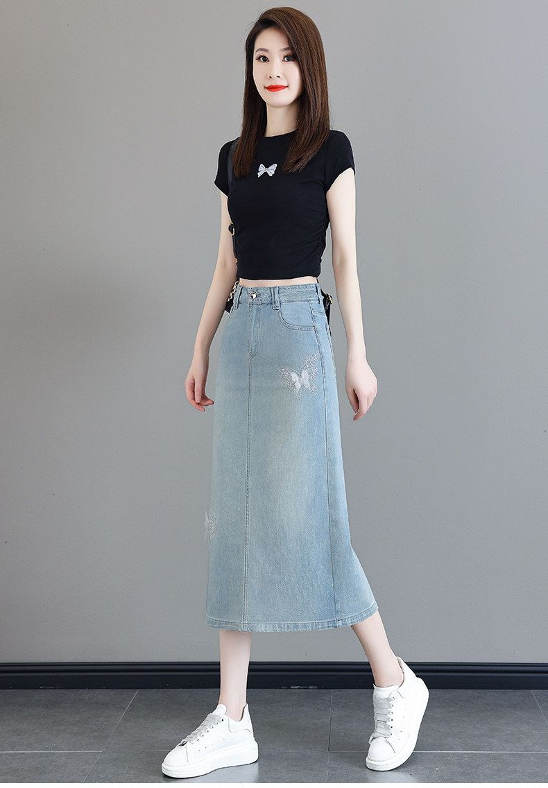 タイトスカート 刺繍入りデニム地ハイウエストタイトスカート