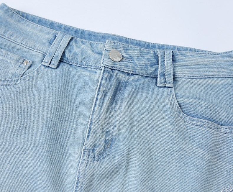 タイトスカート 刺繍入りデニム地ハイウエストタイトスカート